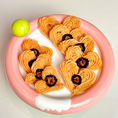 Load image into Gallery viewer, Blueberry Heart Cookies - FurFestLand
